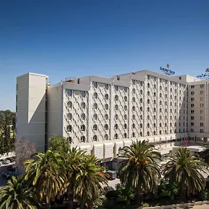Golden Tulip El Mechtel Otel